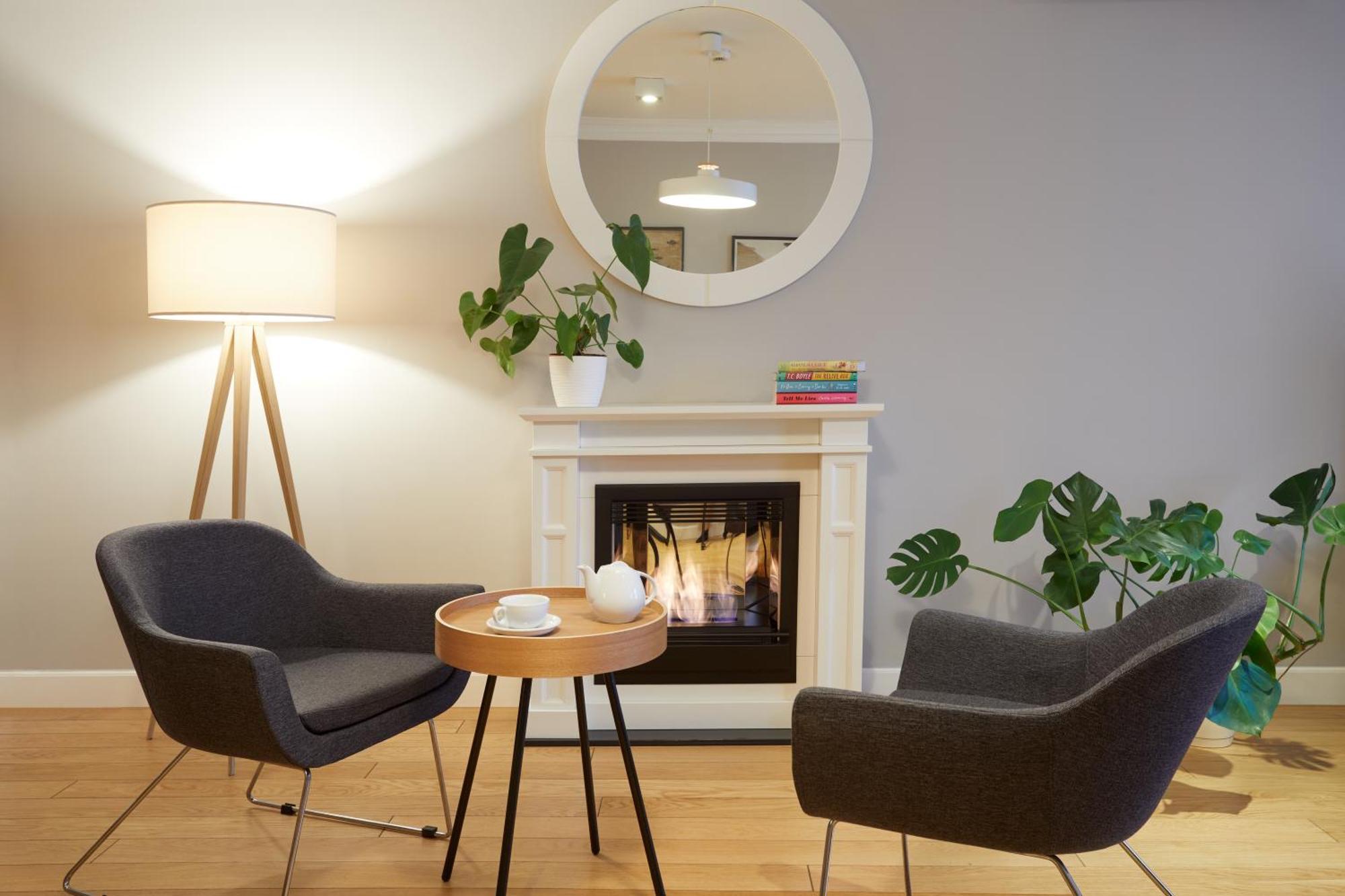 One-Bedroom Apartment Fireplace