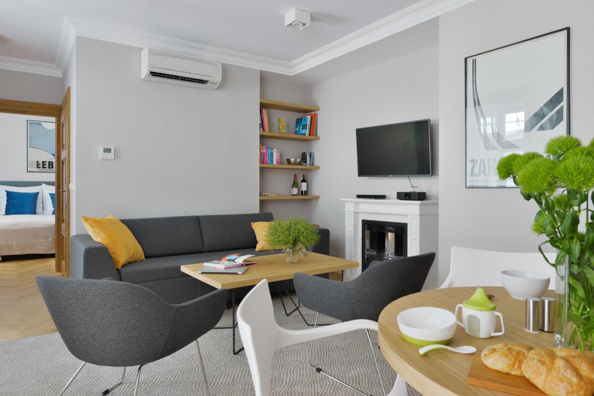 One-Bedroom Apartment Fireplace